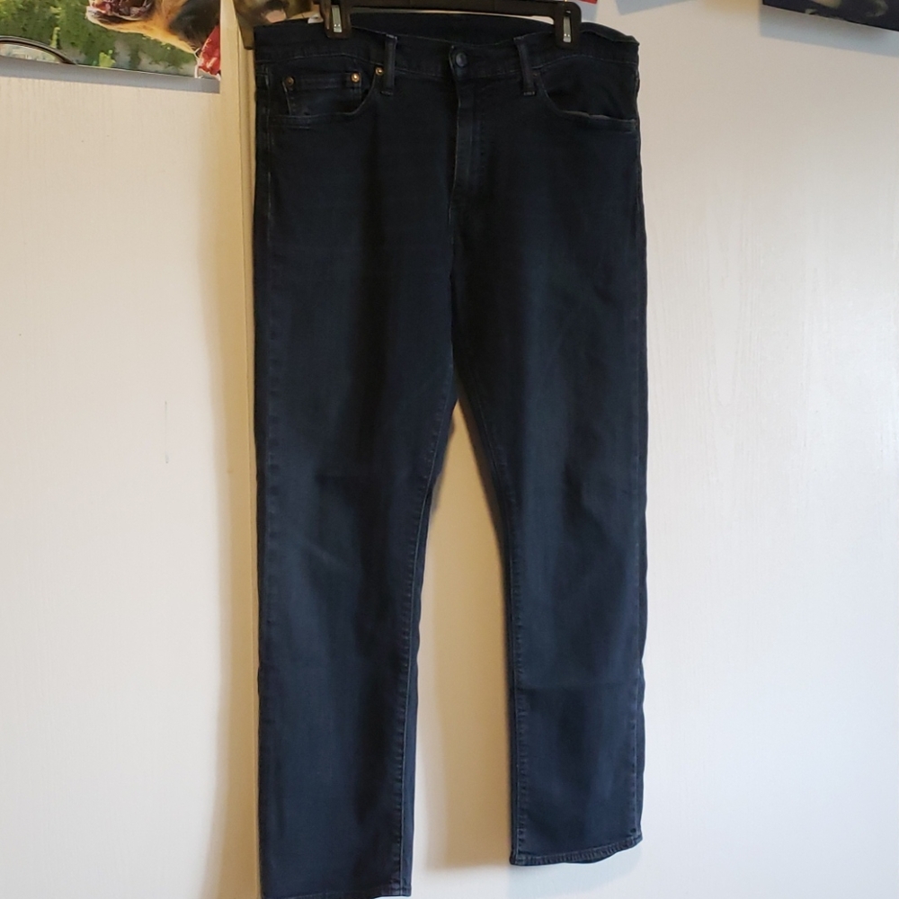 Levis 513